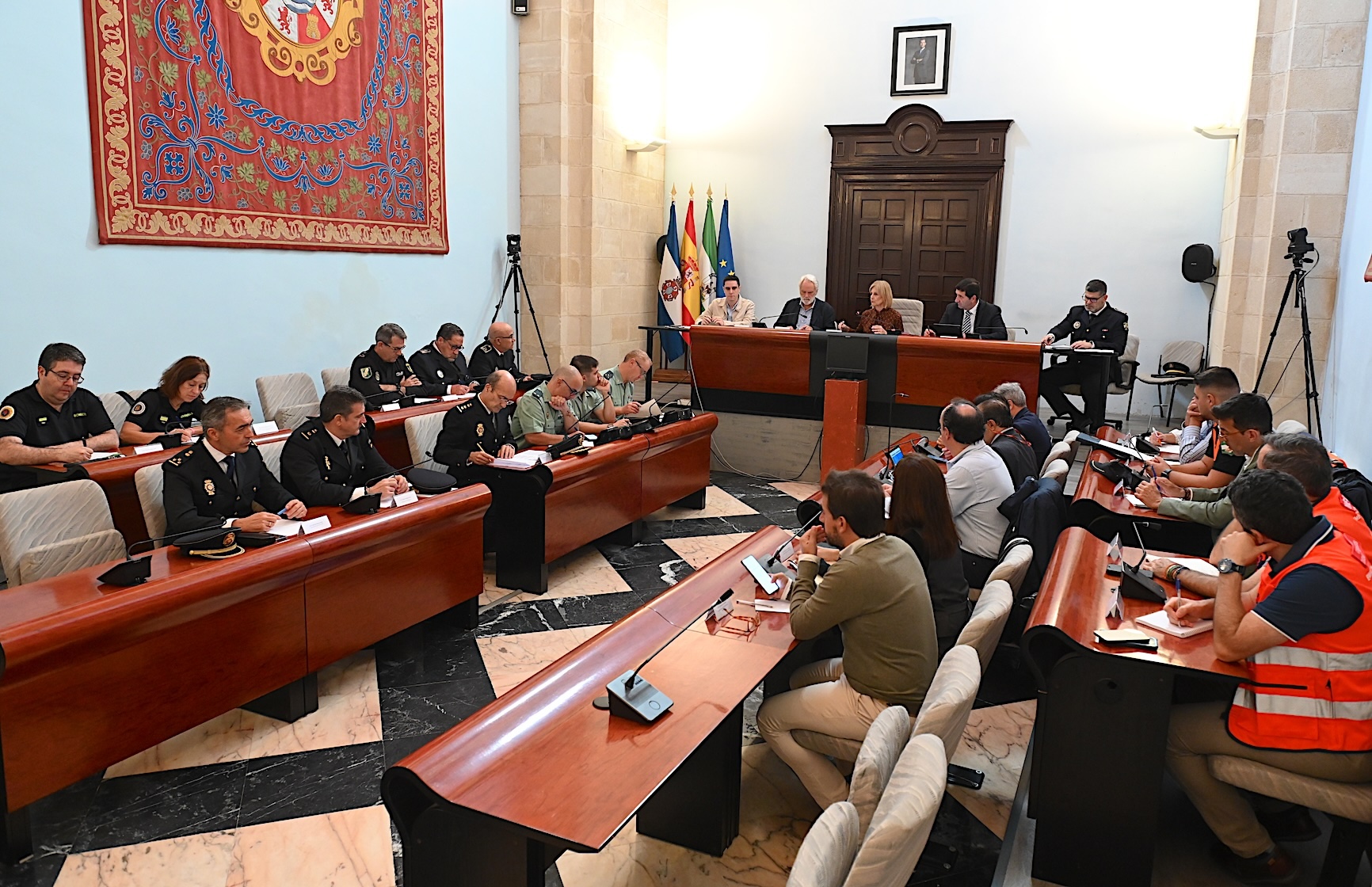 Alcaldesa preside la Junta Local de Seguridad de Navidad