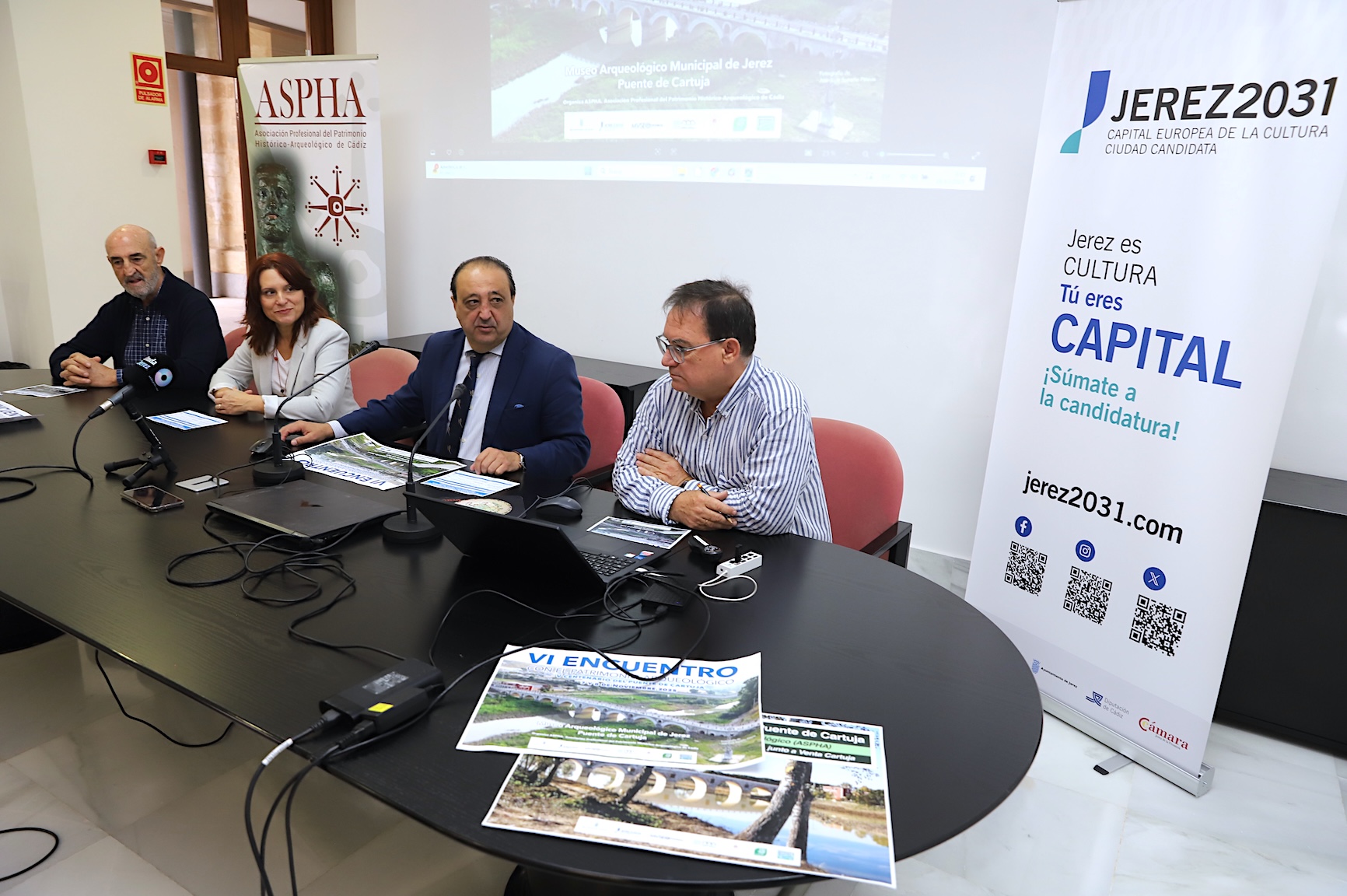 Francisco Zurita asiste presentación Jornadas de Arqueología