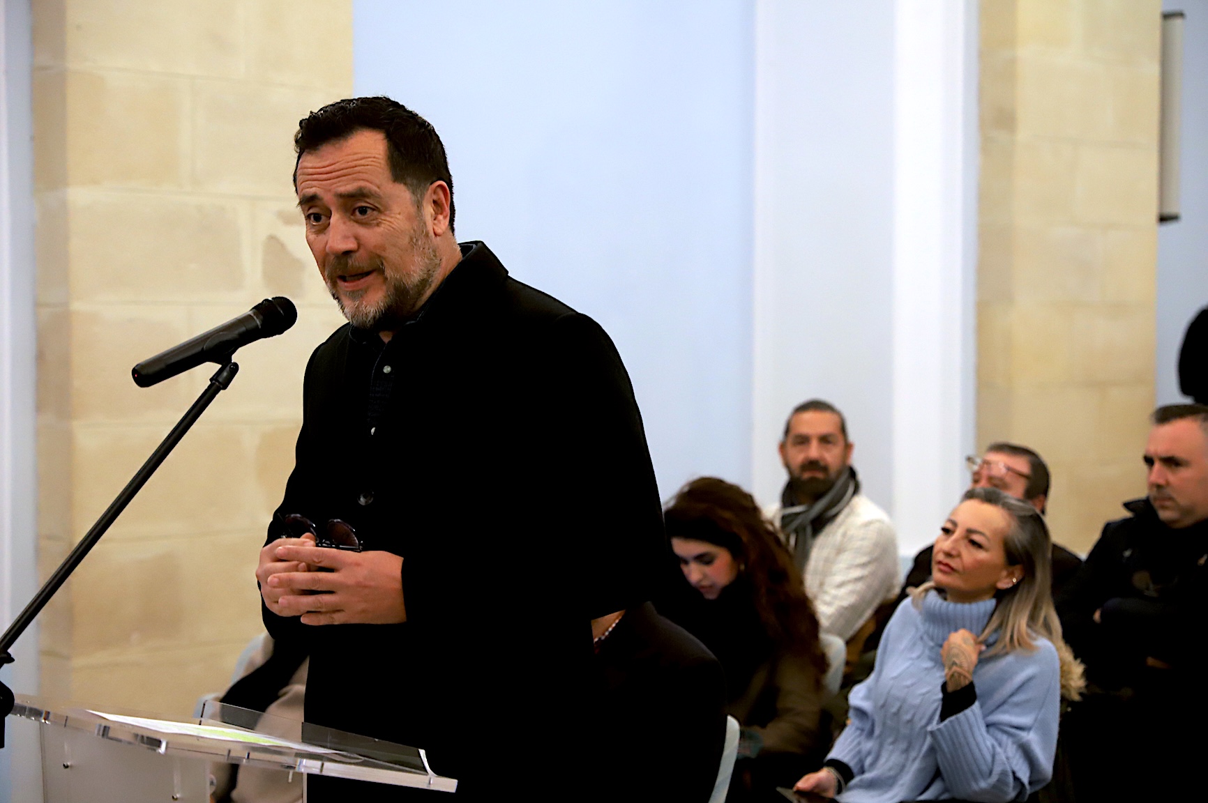 Los grupos municipales respaldan una declaración por el Día del Migrante