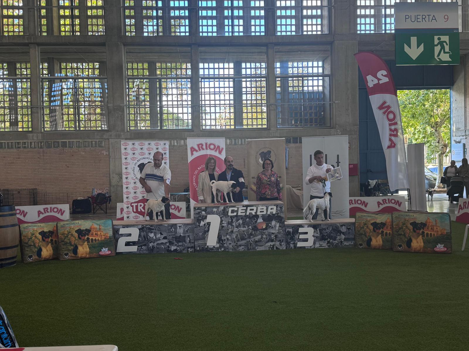 Archivo. En la exposición canina tuvo un destacado protagonismo el perro bodeguero