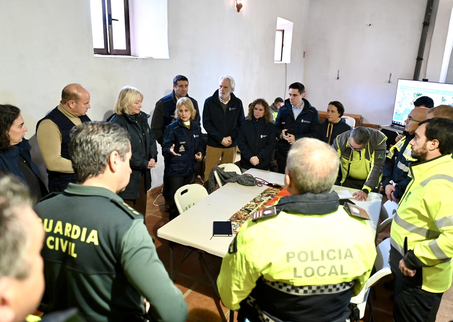 La alcaldesa ha activado el Plan de Emergencias que ha puesto en marcha el Puesto de Mando Avanzado