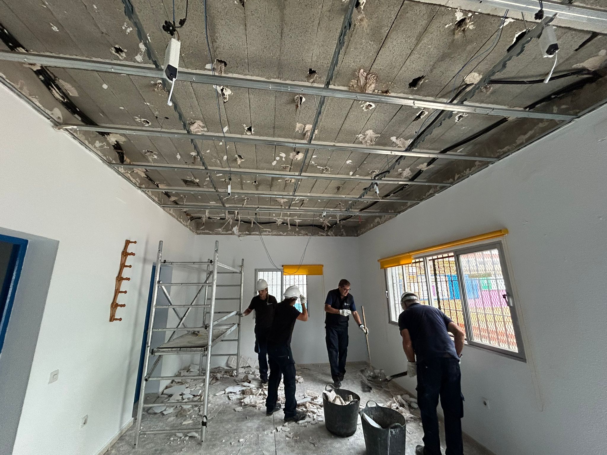 Archivo. Obras de impermeabilización del centro de barrio de la barriada España