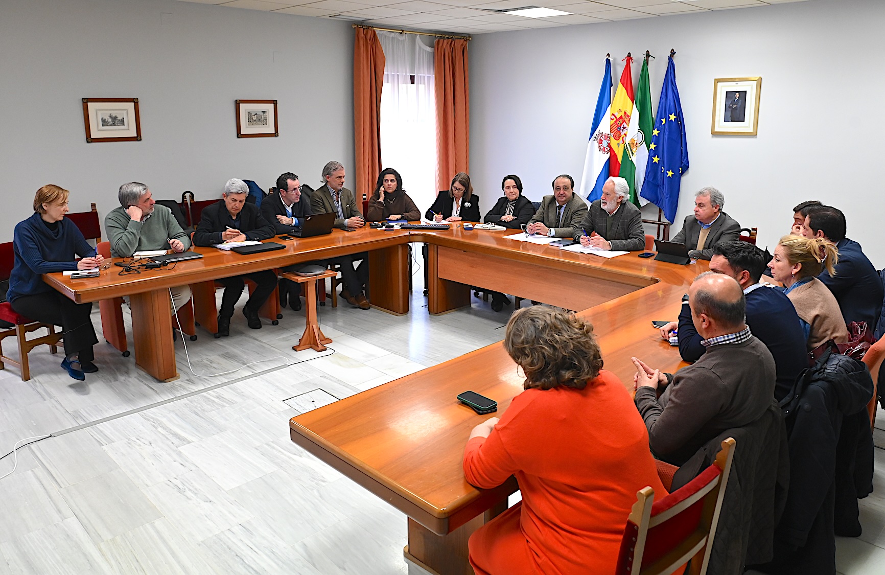 El Ayuntamiento acogió la Comisión Especial de la Capitalidad