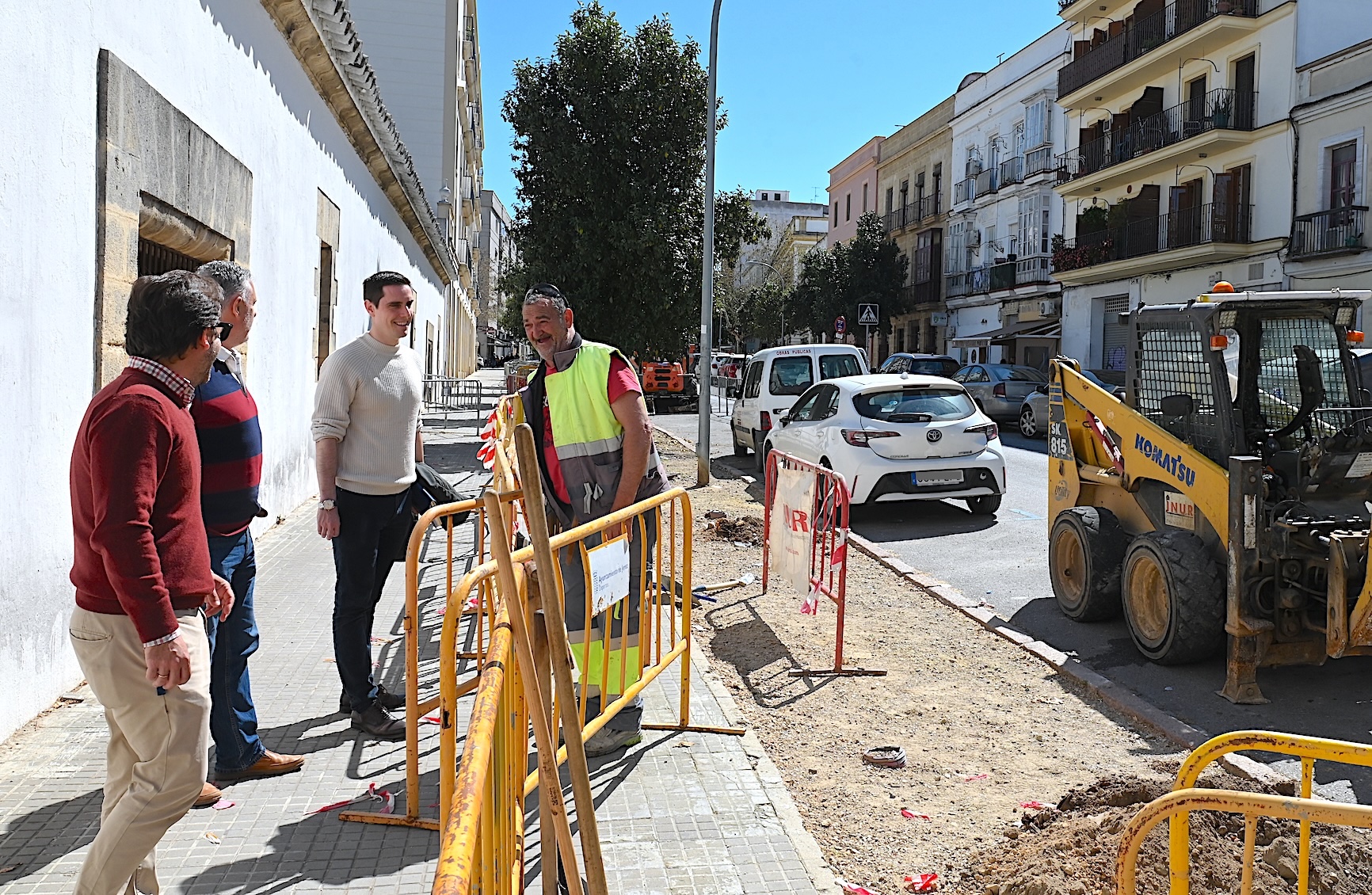 Jaime Espinar ha visitado las obras que se están acometiendo en la calle Porvenir