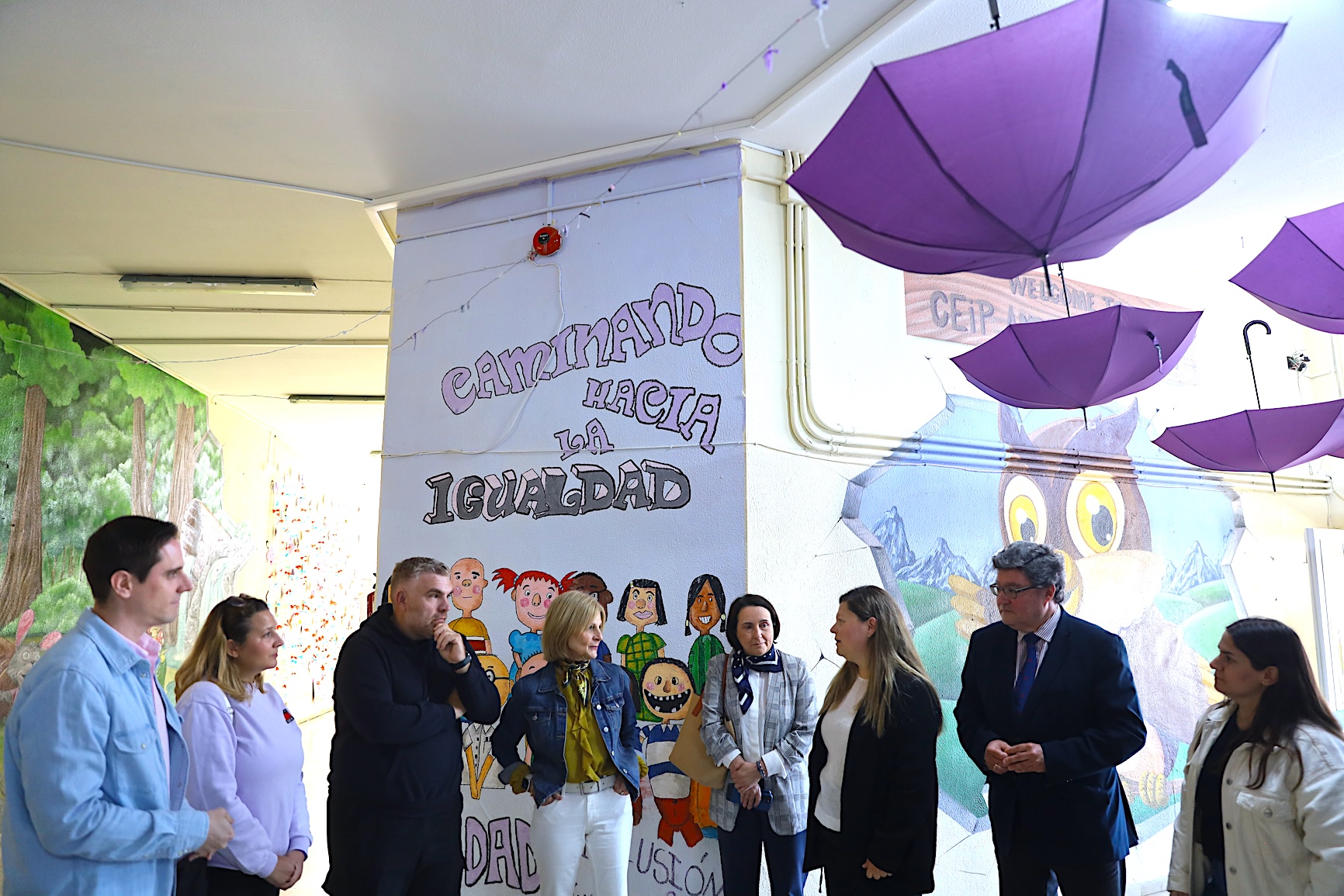 La alcaldesa visita el CEIP Andrés de Ribera para conocer su proyecto de aprendizaje