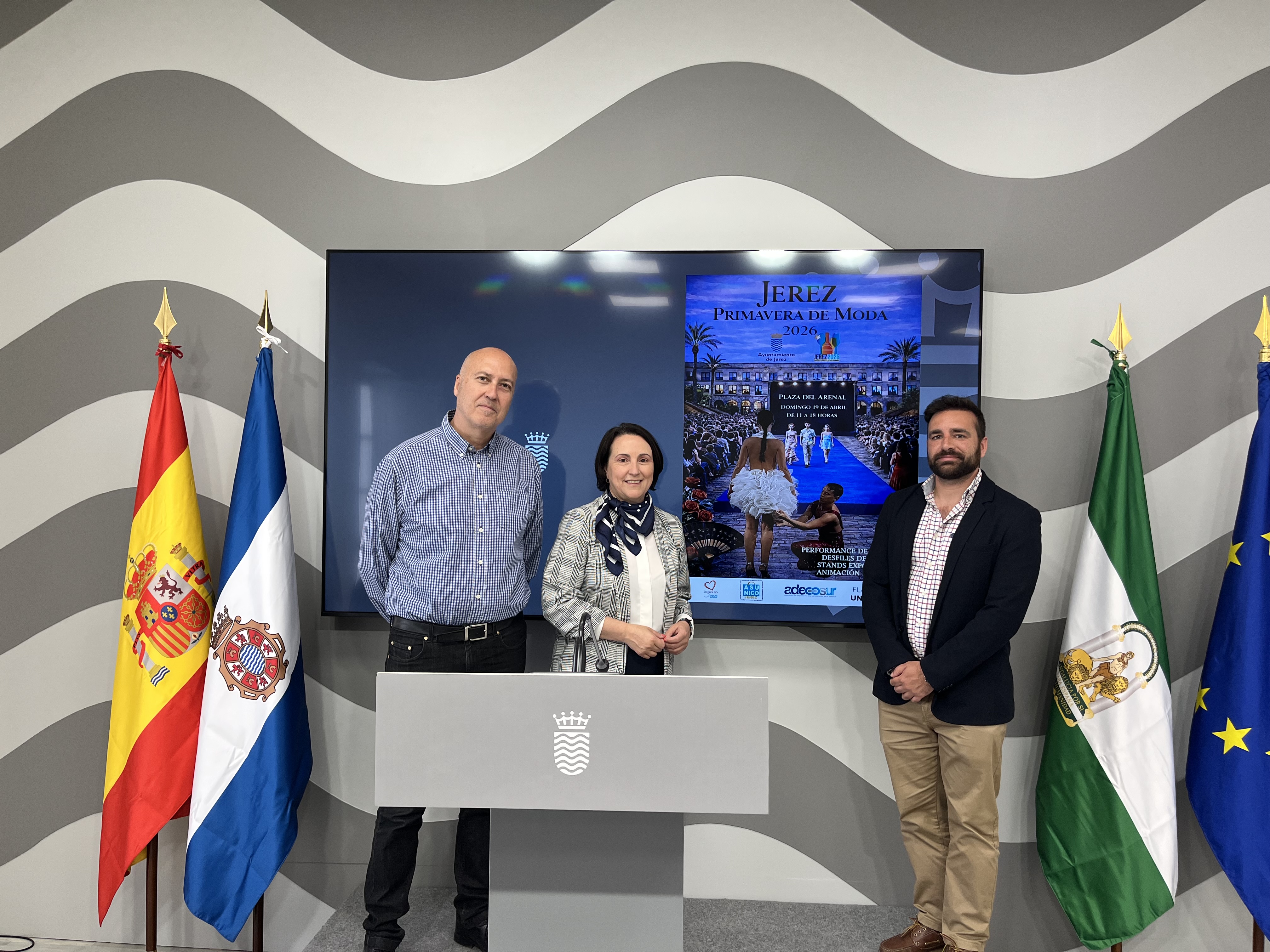 Nela presenta el Desfile de Primavera que se celebrará el próximo domingo