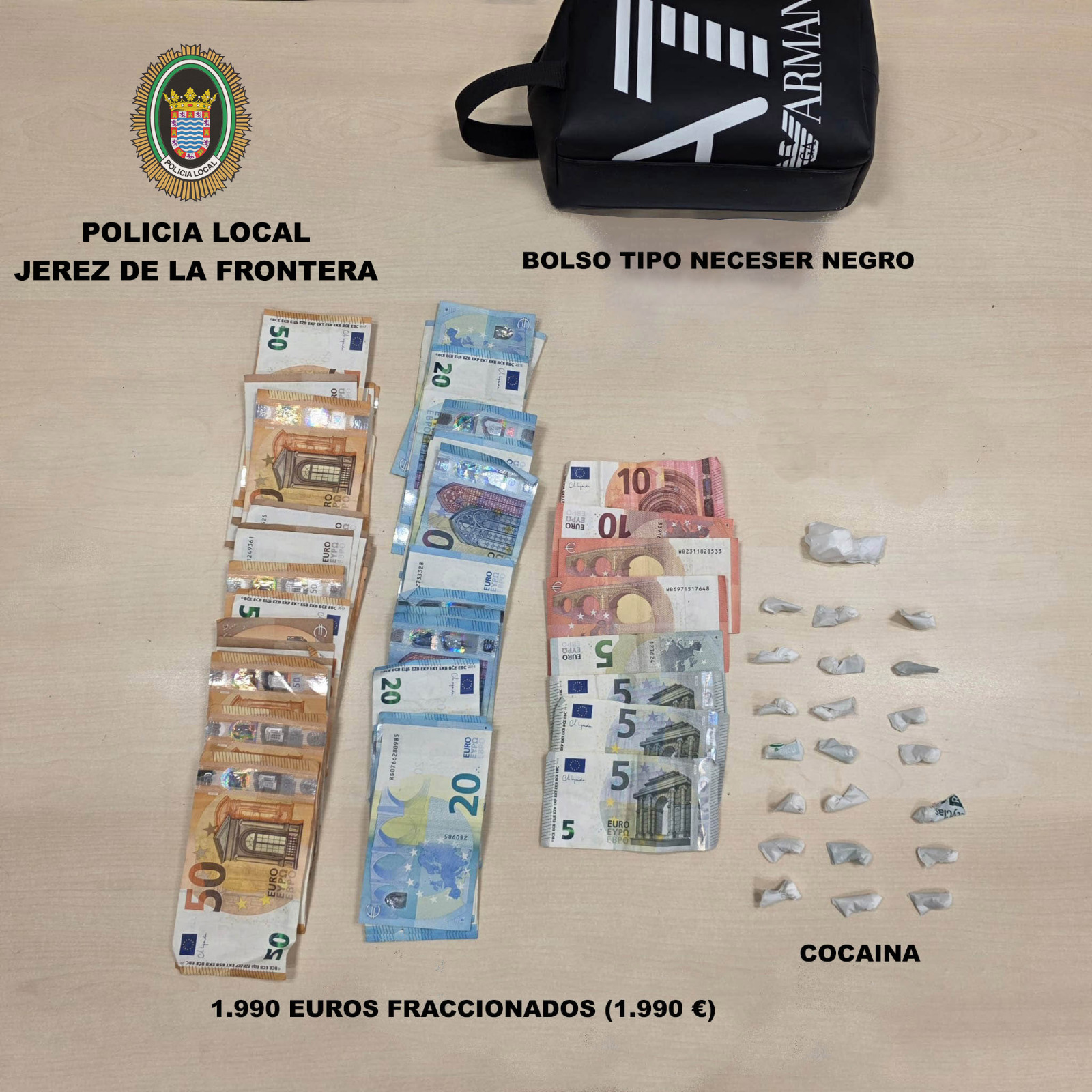 La Policía Local interviene a un individuo droga y dinero en efectivo