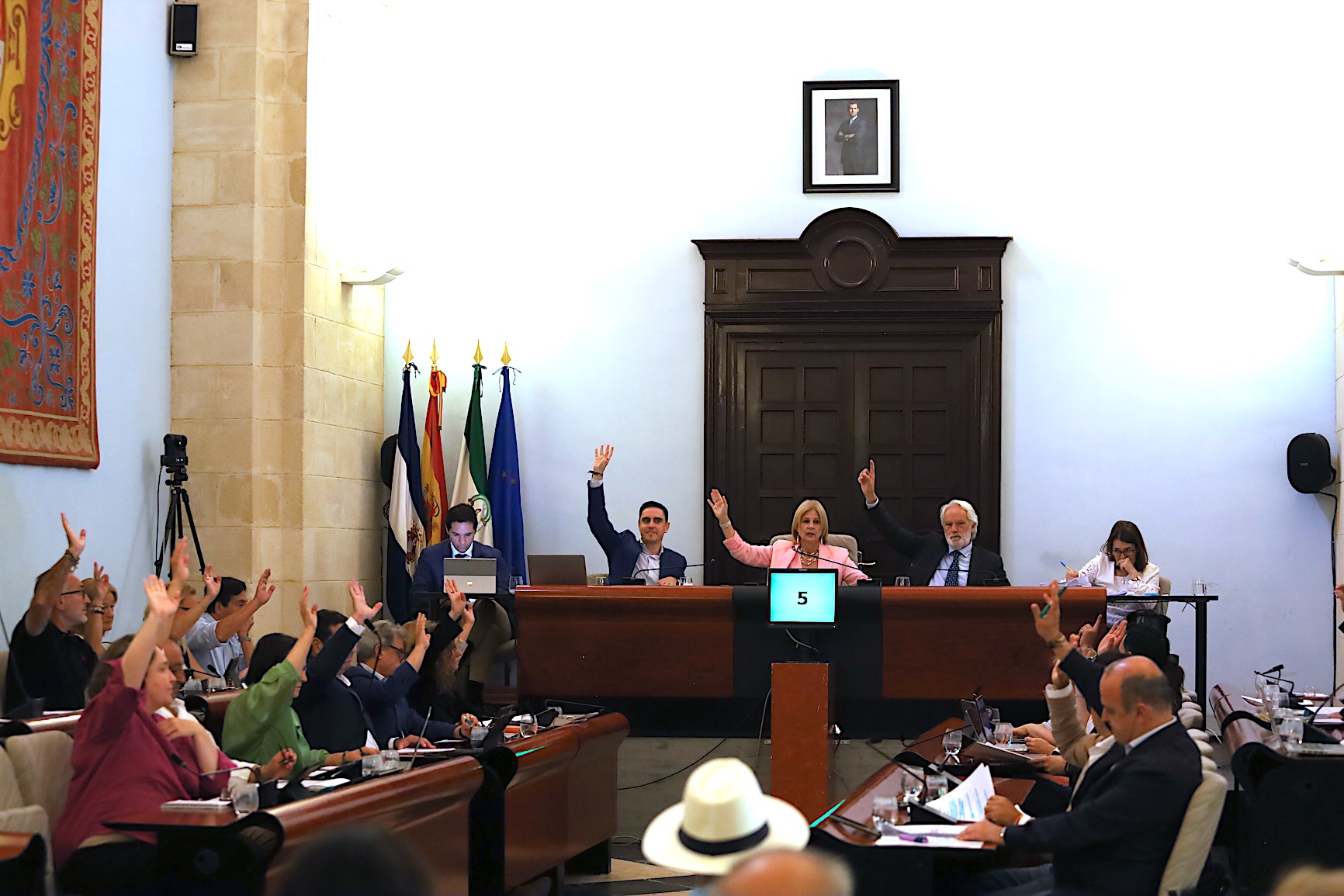 El Pleno aprueba conceder la Medalla de Oro Congregación de las Esclavas del Sagrado Corazón de Jesús las 