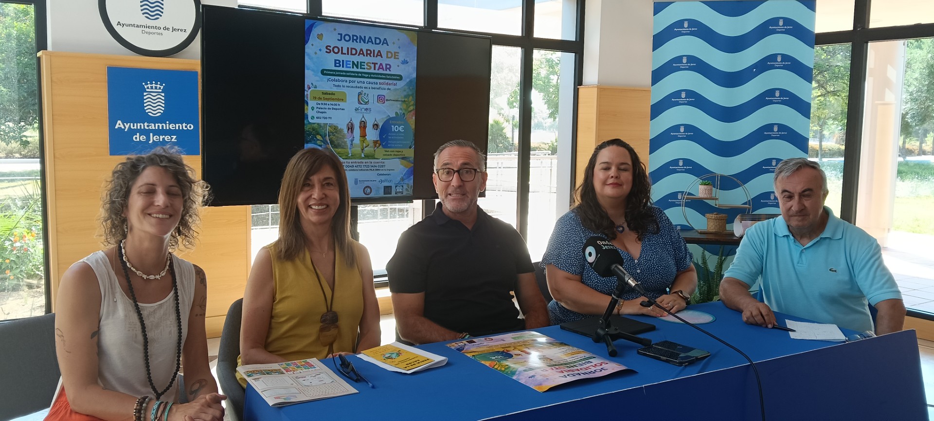 El delegado de Deportes presenta la I Jornada de Yoga solidario