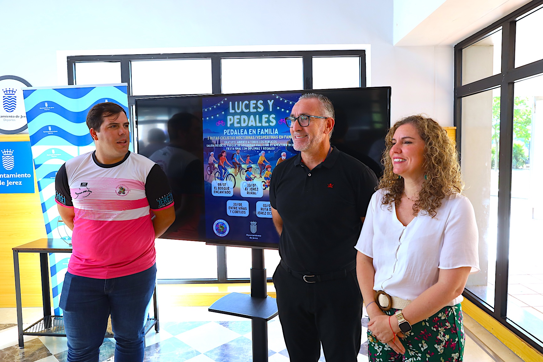 Susana Sánchez y Tomás Sampalo presentan la actividad Luces y pedales