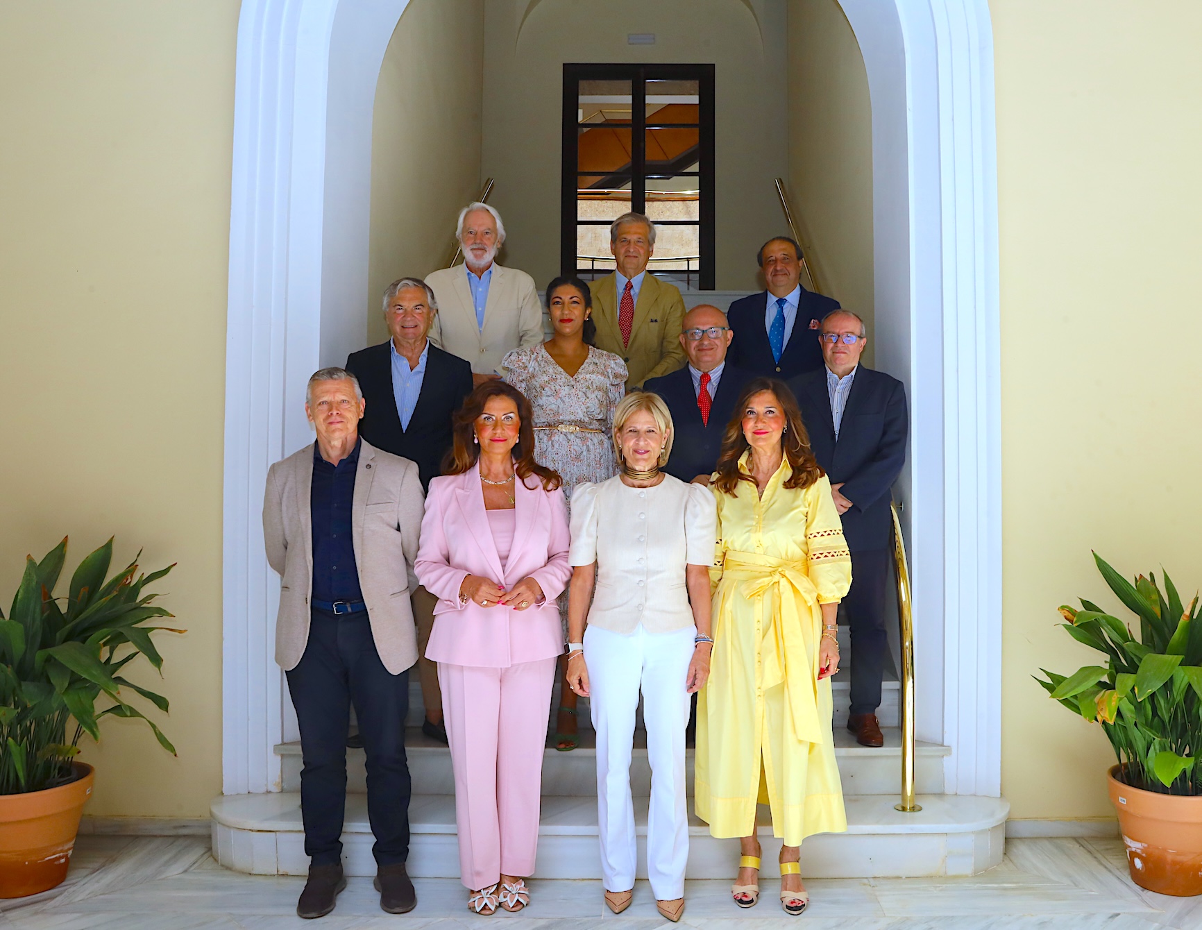 La alcaldesa ha mantenido una reunión con la nueva junta directiva de la Academia de San Dionisio