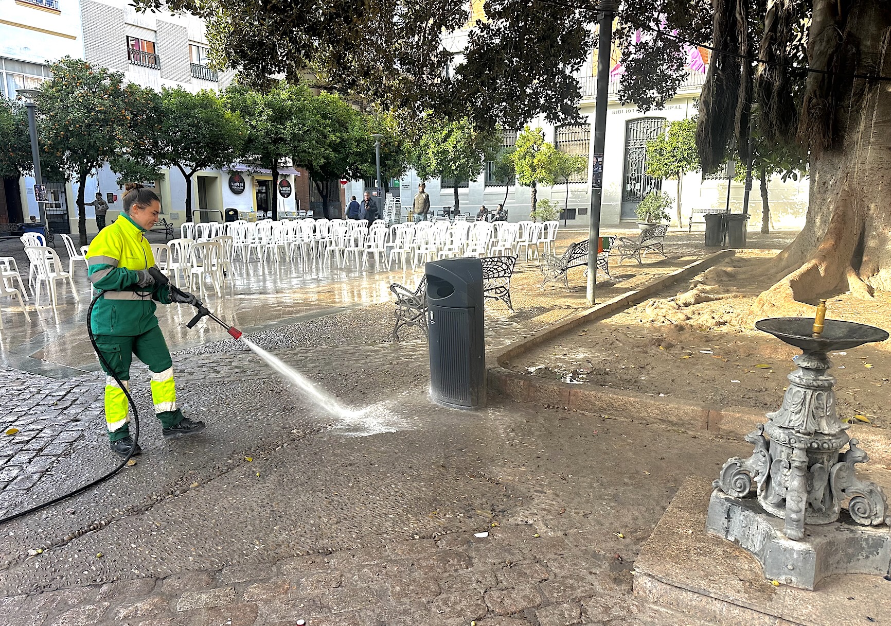 El Ayuntamiento amplia el servicio de limpieza viaria de las tardes y fines de semana