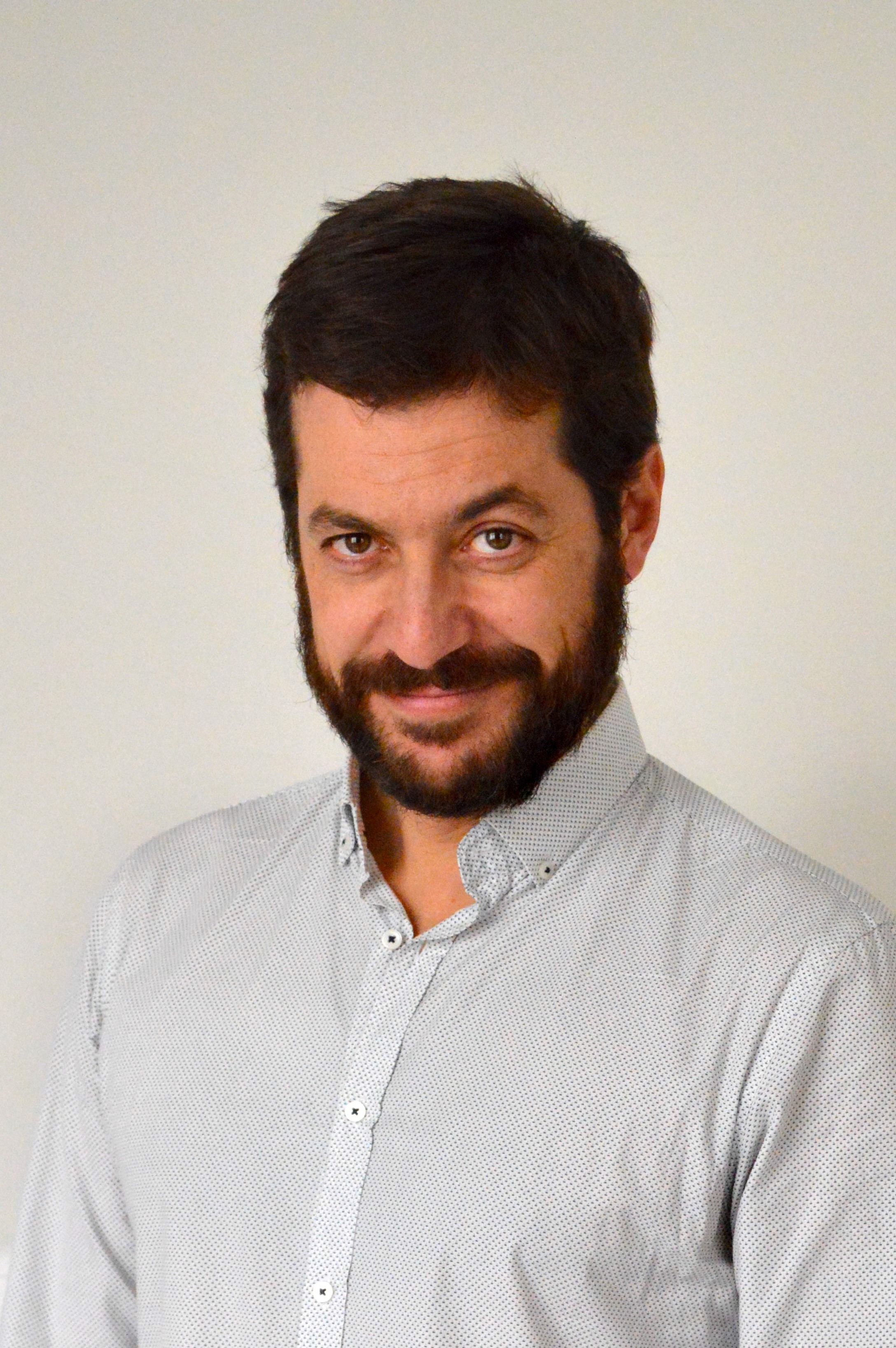 javier
