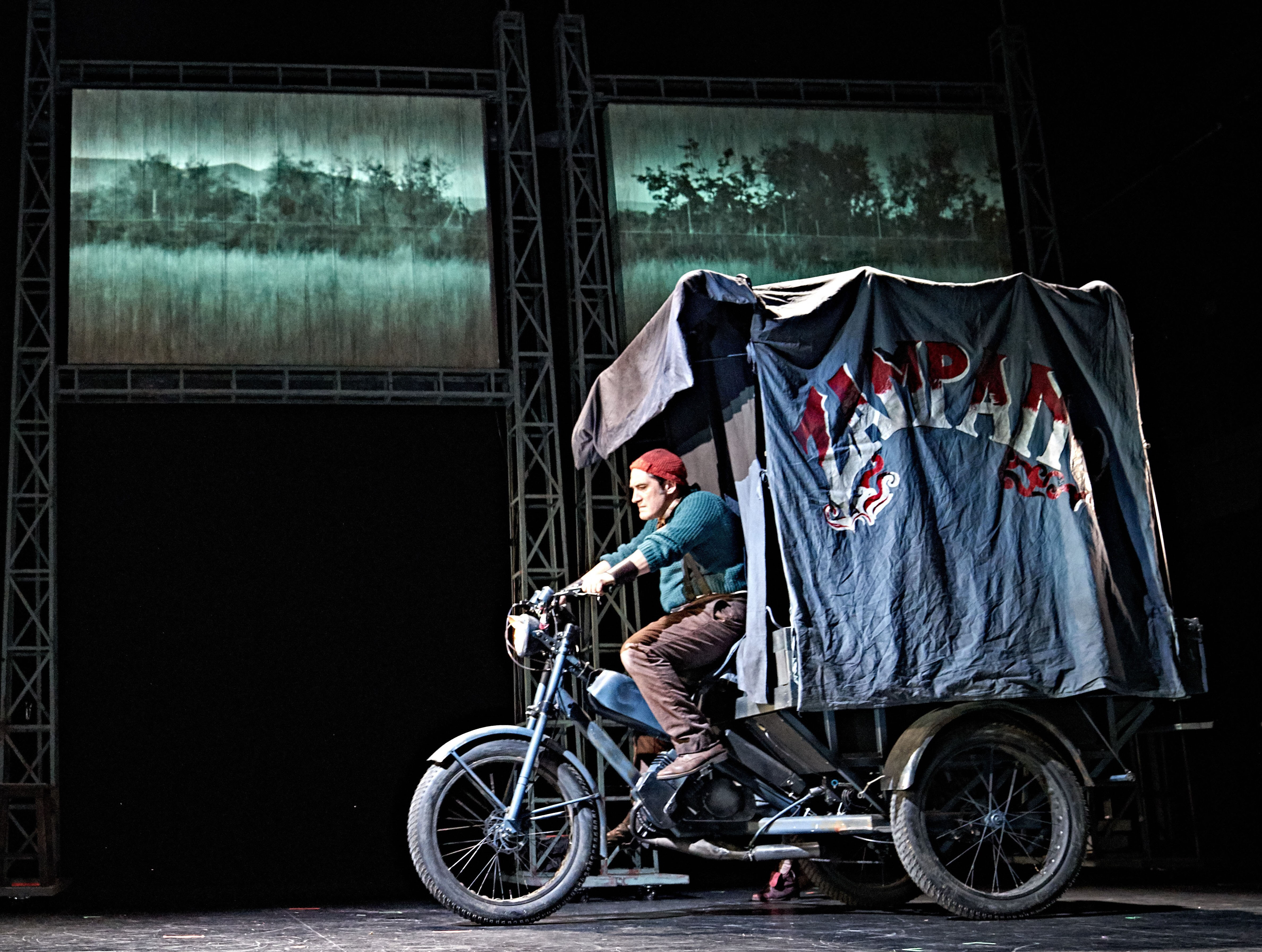 LA STRADA