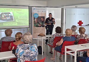 La Policía Local participa en el Programa 'Siempre Acompañados'