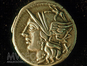 ROMAN REPUBLICAN DENARIUS (COIN)