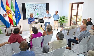 La alcaldesa ha presentado los proyectos previstos de la EDIL para Picadueñas