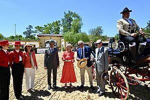 La alcaldesa entrega los Premios Ecuestres