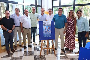 Aparicio presenta el trofeo homenaje a Juan García
