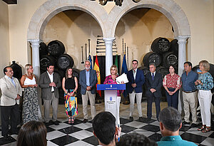 Alcaldesa ofrece desayuno informativo inicio curso político