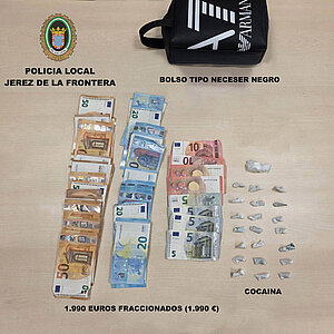 La Policía Local interviene a un individuo droga y dinero en efectivo