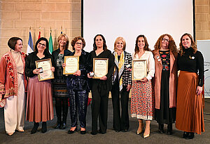 Alcaldesa preside Acto institucional Día de la Mujer