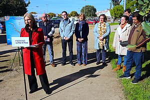 La alcaldesa presenta el proyecto del nuevo aparcamiento en La Pita