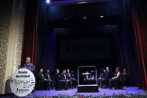 La alcaldesa durante la presentación