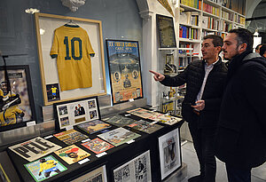 Exposición sobre Pelé en El Laberinto