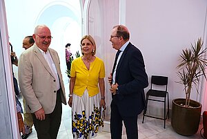 La alcaldesa asiste al 140 aniversario de la Cámara de Comercio