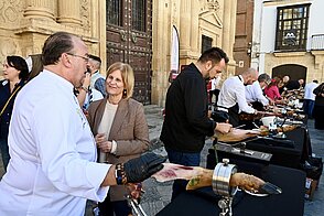 Cortadores de jamón solidarios