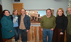 La alcaldesa visita el Belén del Parque Atlántico