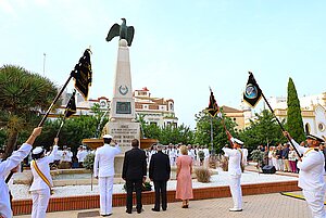 Jerez rinde homenaje al teniente de navío Juan Manuel Durán