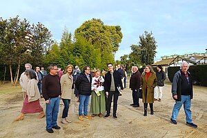 Jaime Espinar y Carmen Pina presentan el proyecto medioambiental de El Retiro