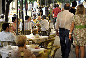 El Ayuntamiento ampliará el servicio de recogida a comercios y hostelería