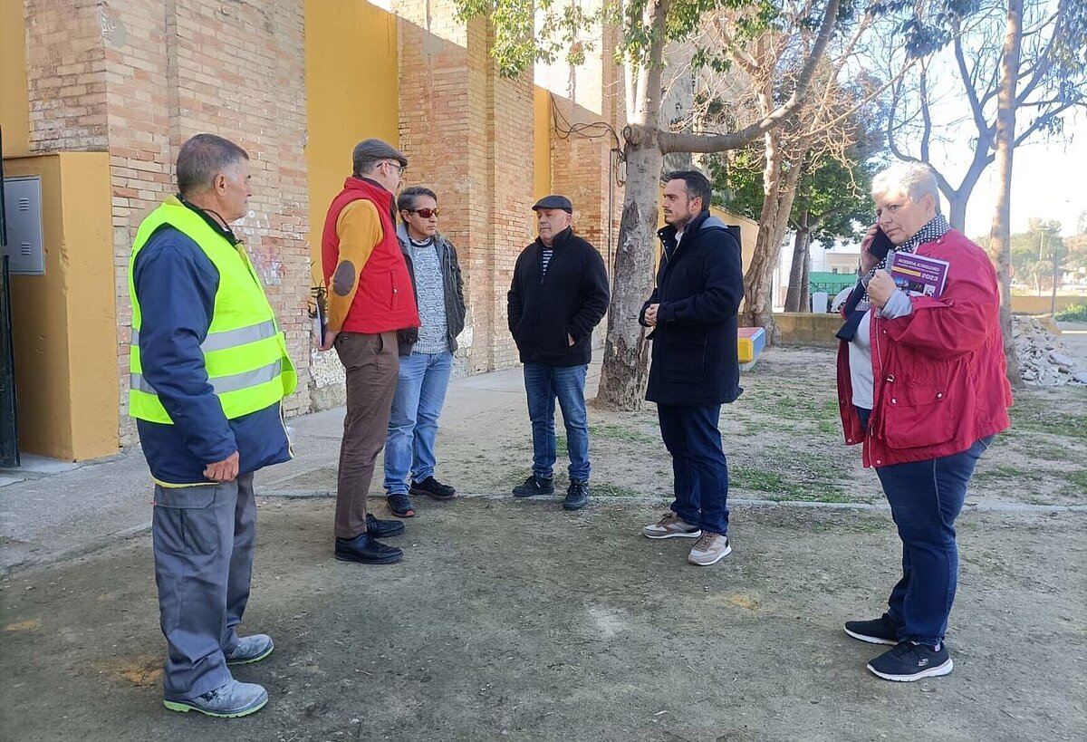 El Ayuntamiento inicia las obras de la barriada rural de El Portal con ...