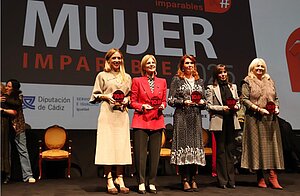 La alcaldesa asiste a la Gala de Mujeres Imparables