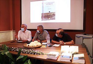 Presentación libro en el aula del Zoo Jerez