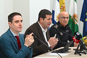 Jaime Espinar e Ignacio Martínez presentan el Plan de Seguridad y Servicios Públicos