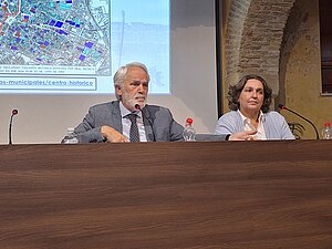 Agustín Muñoz presenta el Plan Jerez Centro a la Mesa del Centro Histórico