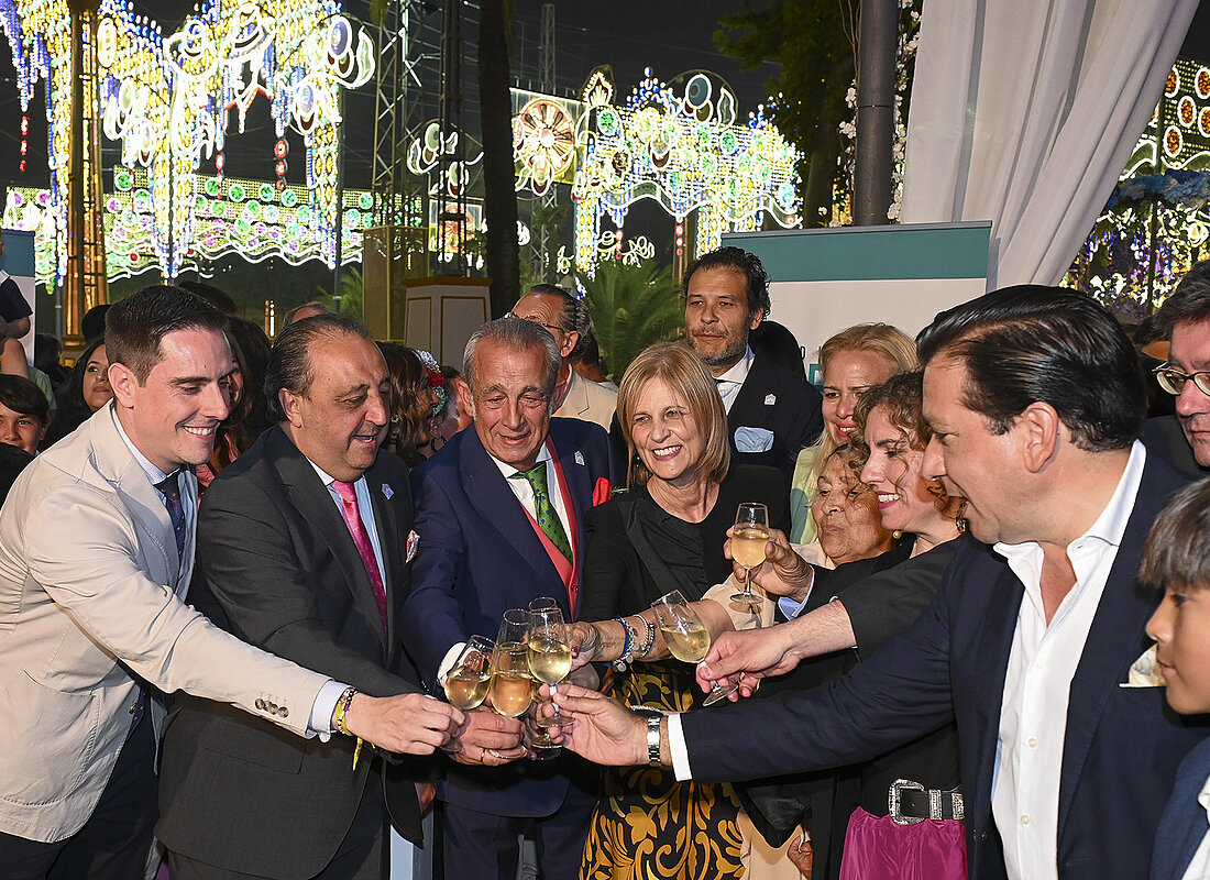 Alcaldesa inaugura el Alumbrado de la Feria del Caballo