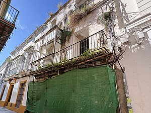 El Ayuntamiento pone a la venta una finca en calle Francos