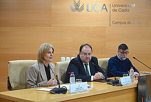 La alcaldesa asiste a la Jornada de Oxfam Intermón en el Campus