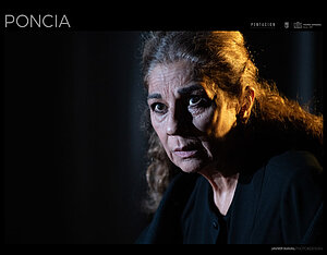 Fotografía de Lolita durante la representación teatral