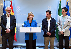 La alcaldesa durante la rueda de prensa