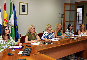 La alcaldesa reunión asociaciones de enfermedades raras