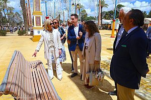 La alcaldesa ha realizado una visita al recinto ferial