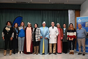 La delegada junto a las demás personas implicadas