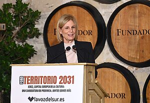 La alcaldesa participa en el Foro Territorio 2031