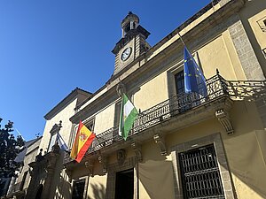 banderas a media asta